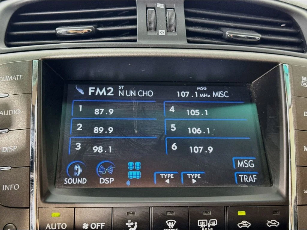 Used 2009 Gray Lexus 250 image 18