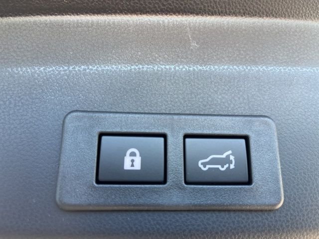 2025 Subaru Ascent Limited - Photo 22