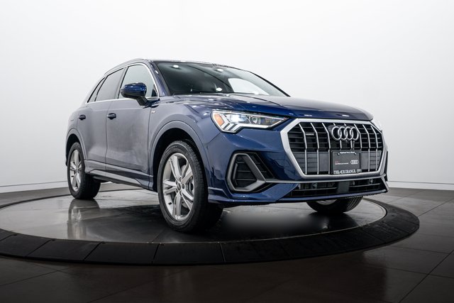 2023 Audi Q3 S line Premium Plus