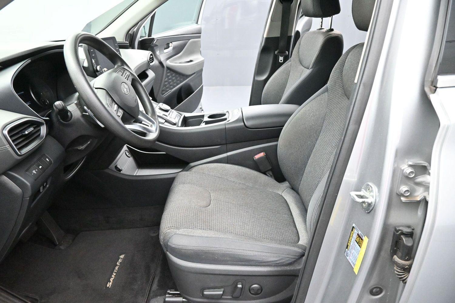 Used 2021 Shimmering Silver Hyundai SEL image 12