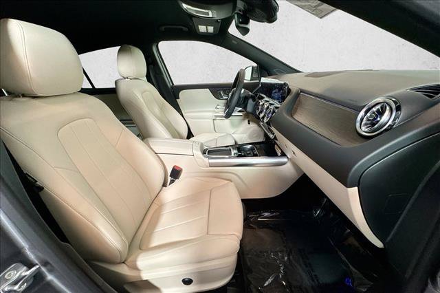 New 2026 Mountain Grey Metallic Mercedes-Benz GLA 250 image 54