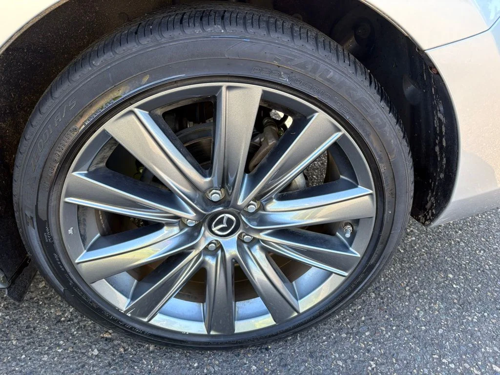 Used 2018 Silver Mazda Touring image 10