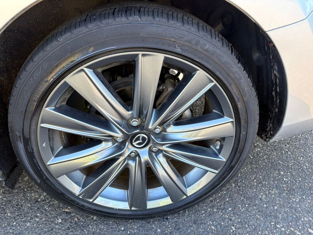 Used 2018 Silver Mazda Touring image 10