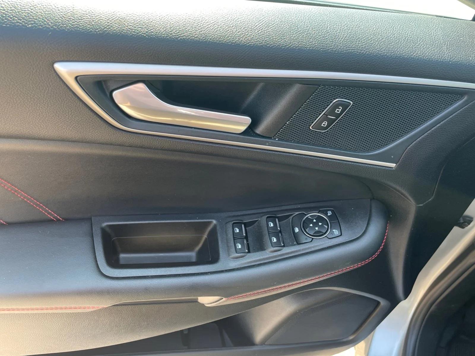 Used 2024 SILVER Ford ST LINE AWD image 17
