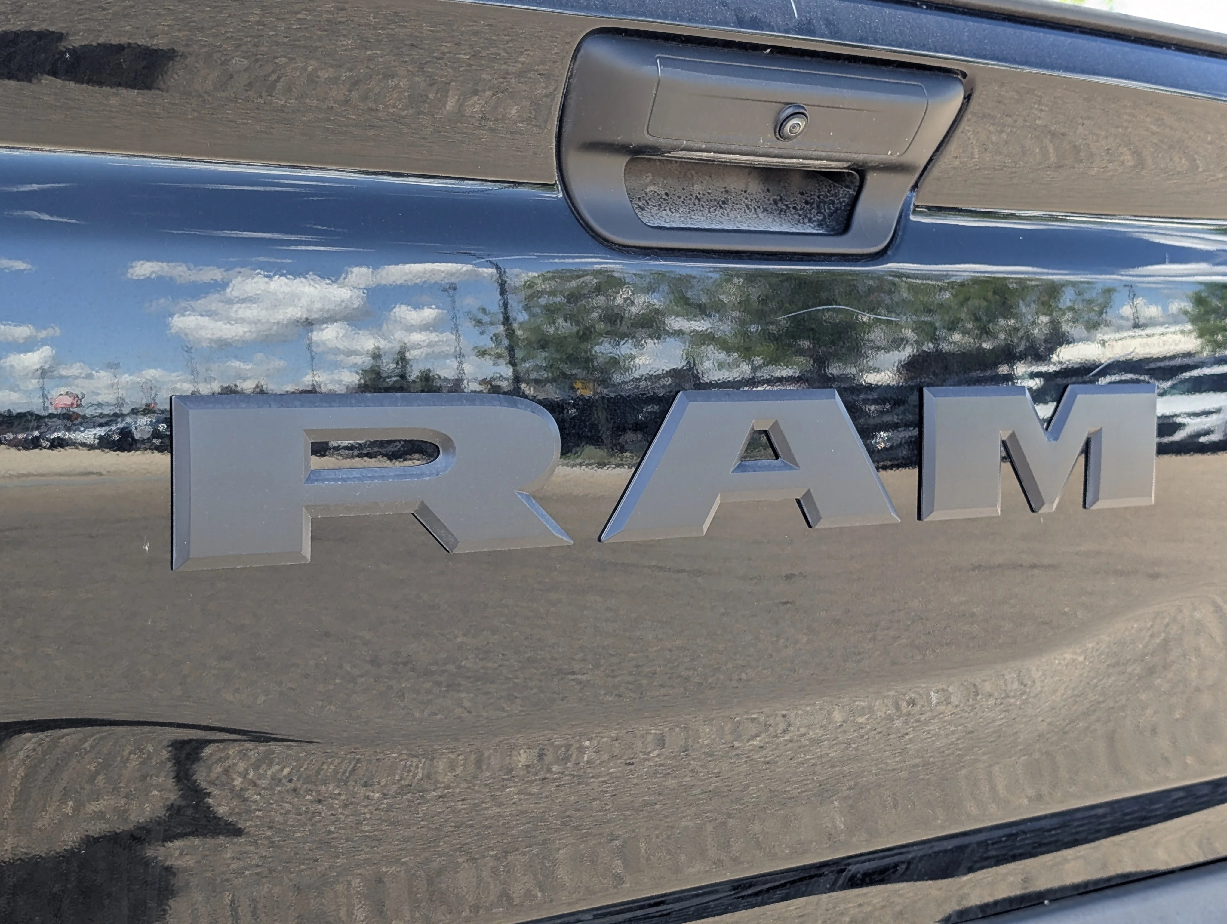 New 2026 Diamond Black Crystal Pearl Ram Express image 15