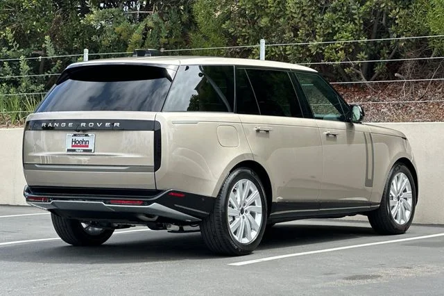 New 2026 Batumi Gold Land Rover SE image 5