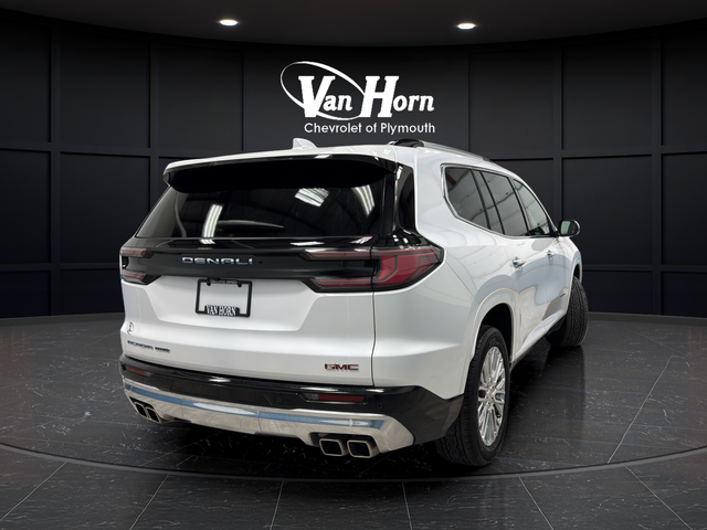 Used 2024 White Frost Tricoat GMC Denali image 7
