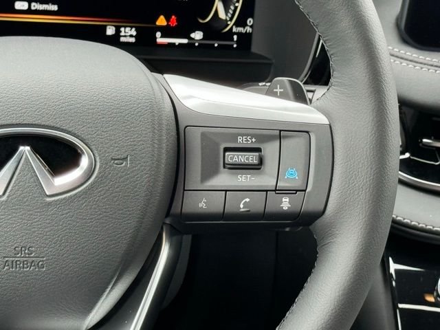 New 2027 2T RAD WHT INFINITI Sport AWD image 25
