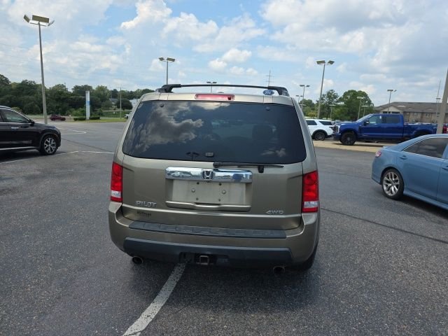 Used 2011 Gold Honda EX-L image 4