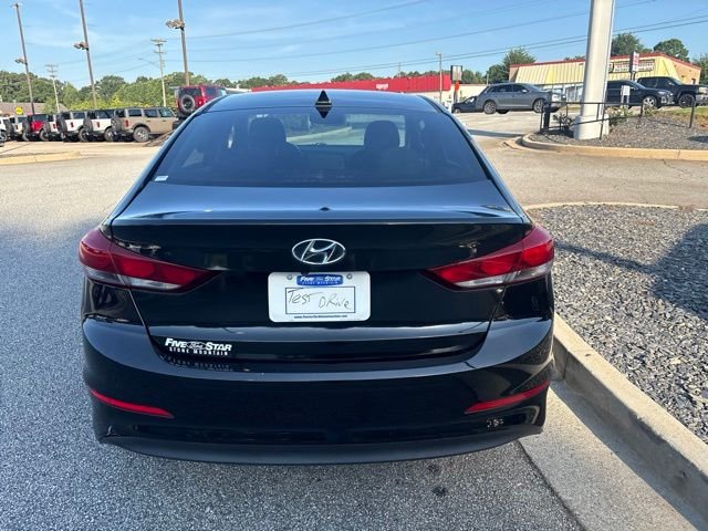 Used 2018 Phantom Black Hyundai SEL image 7