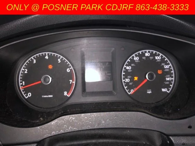 Used 2011 Black Volkswagen 2.5L SE image 4