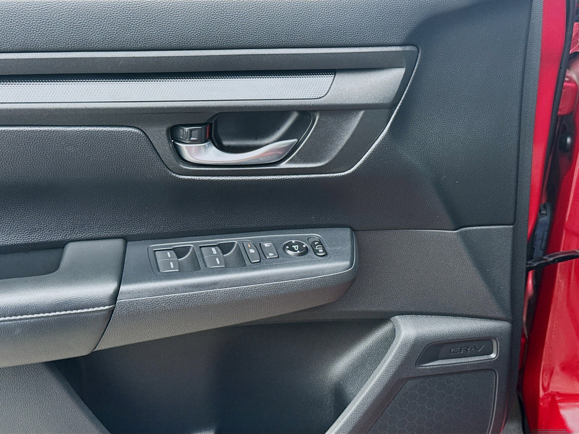 2024 Honda CR-V LX - Photo 16