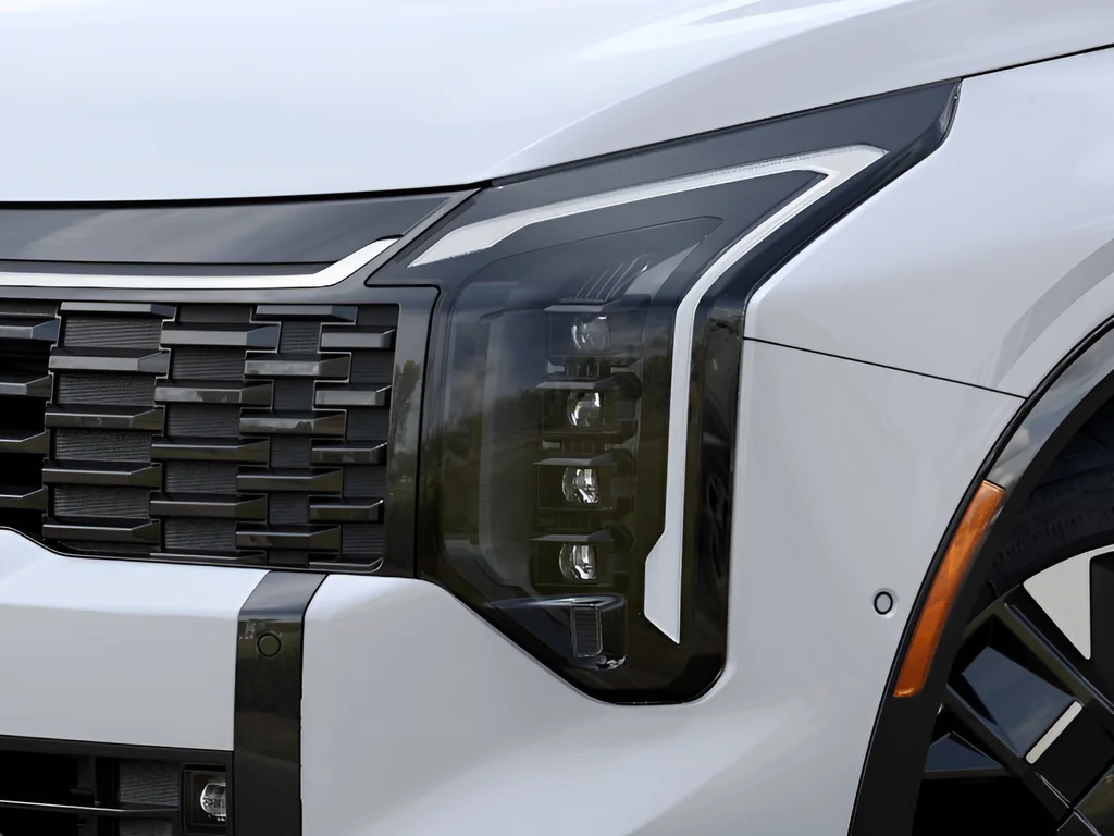 New 2027 White Kia SX-Prestige image 25