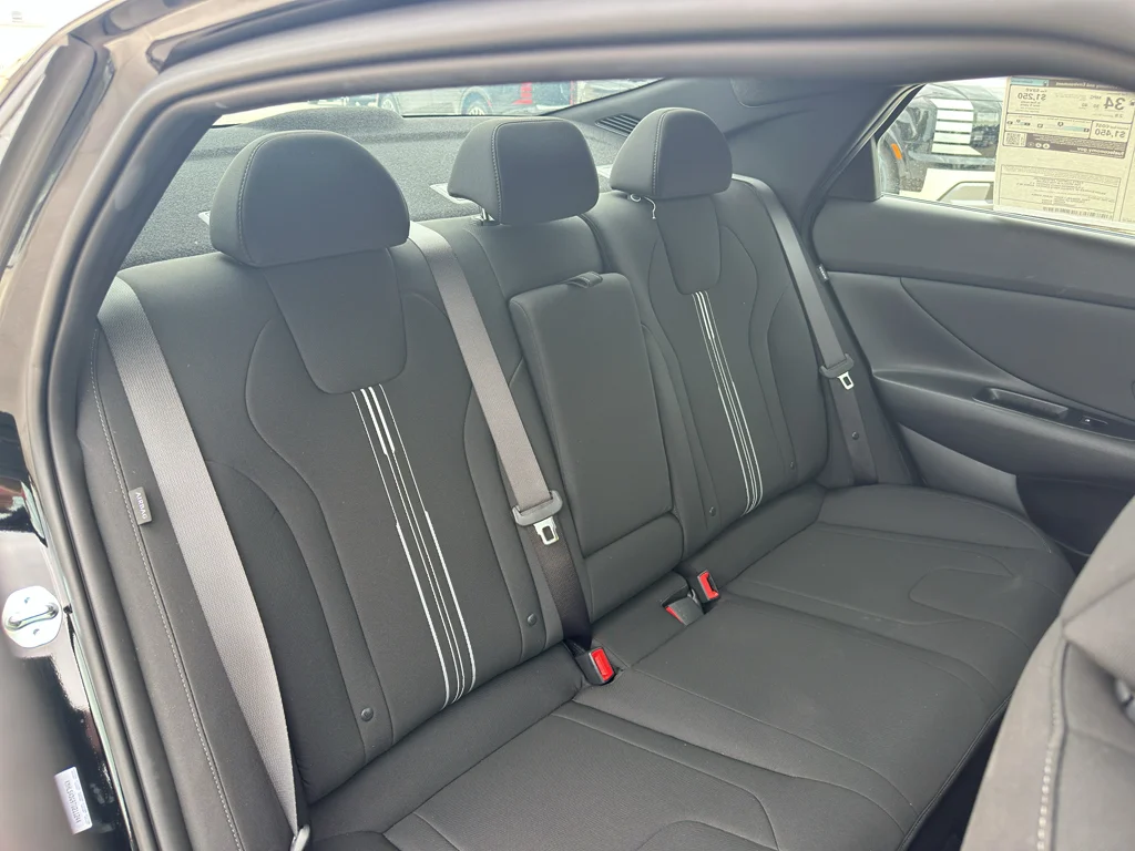New 2026 Abyss Black Hyundai SEL Sport Premium image 32