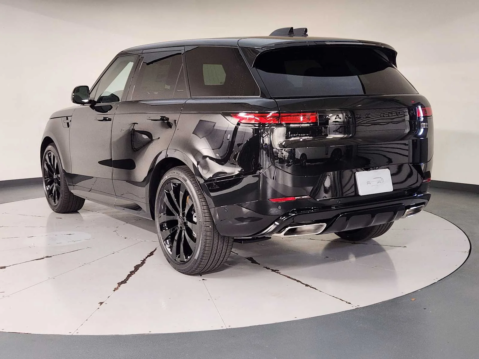 New 2026 Santorini Black Metallic Land Rover Dynamic SE - P400 image 11