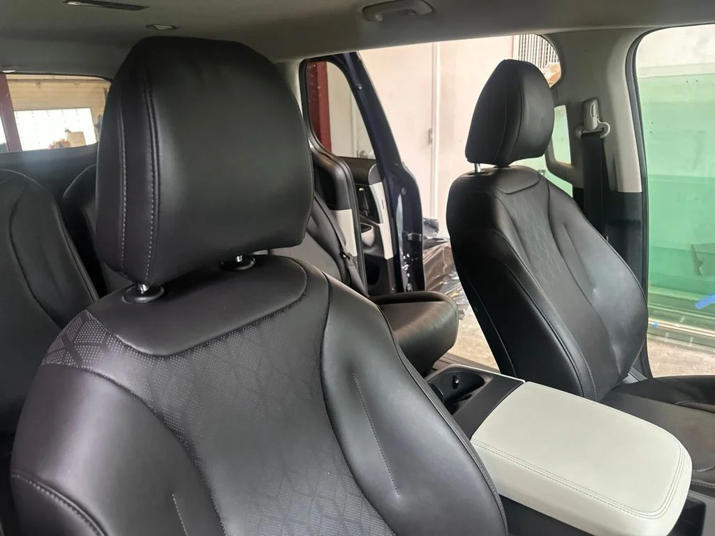 Used 2024 Blue Kia LX image 30