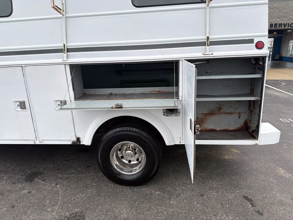 Used 2000 Oxford White Clearcoat Ford Standard image 11