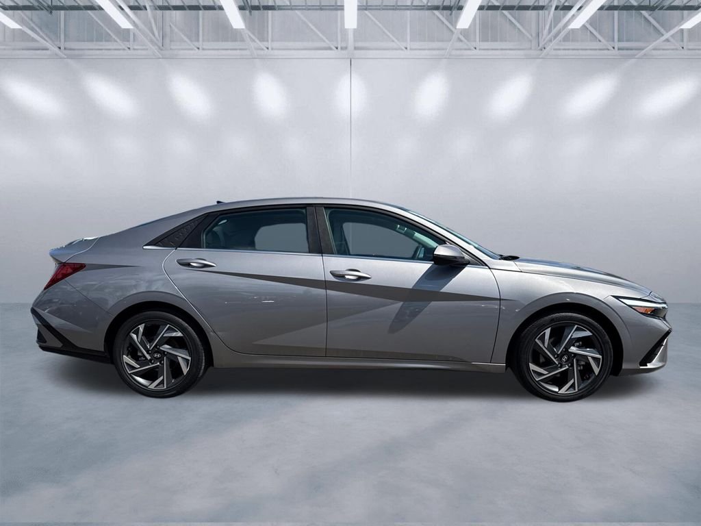 Used 2024 Silver Hyundai Limited image 3