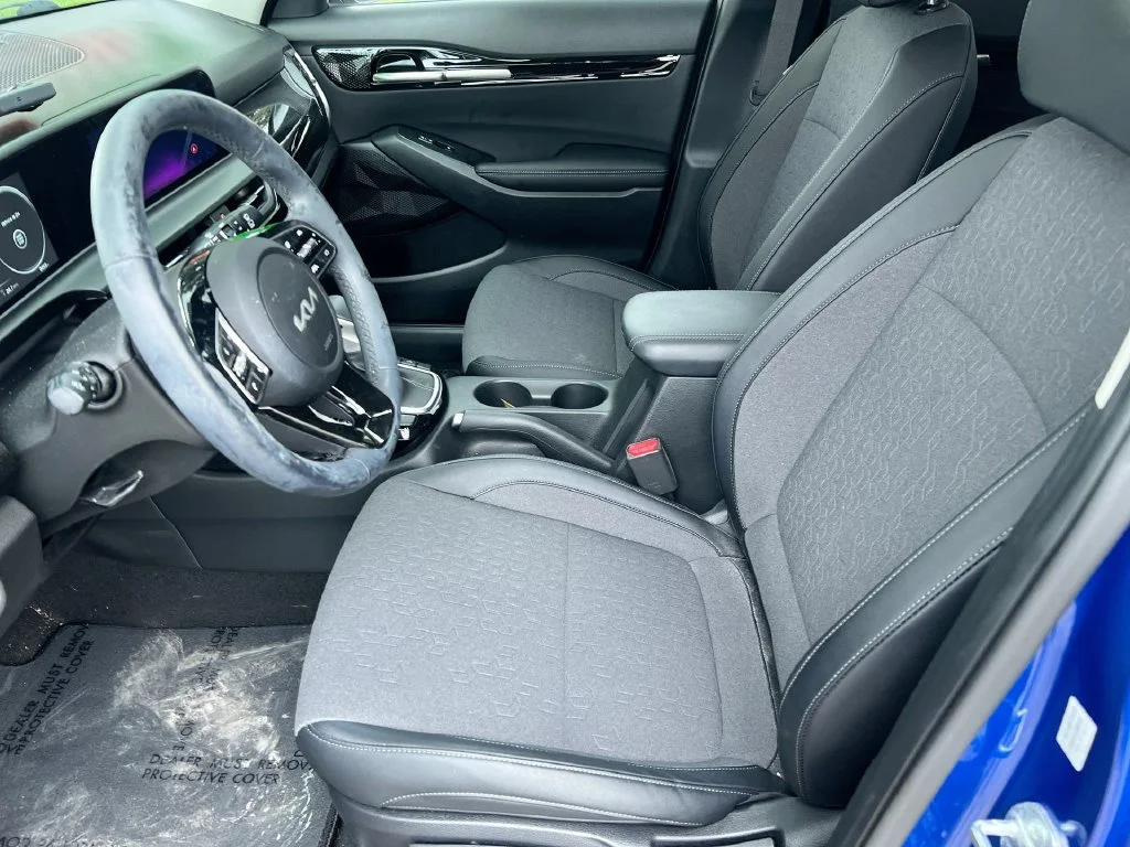 Used 2024 Blue Kia S image 13