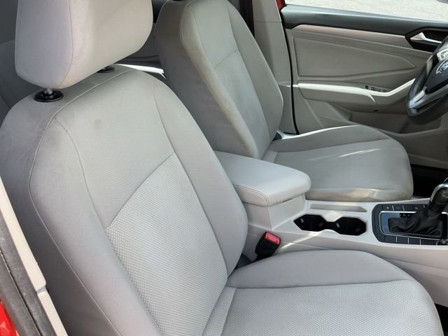Used 2019 Orange Volkswagen 1.4T S image 26
