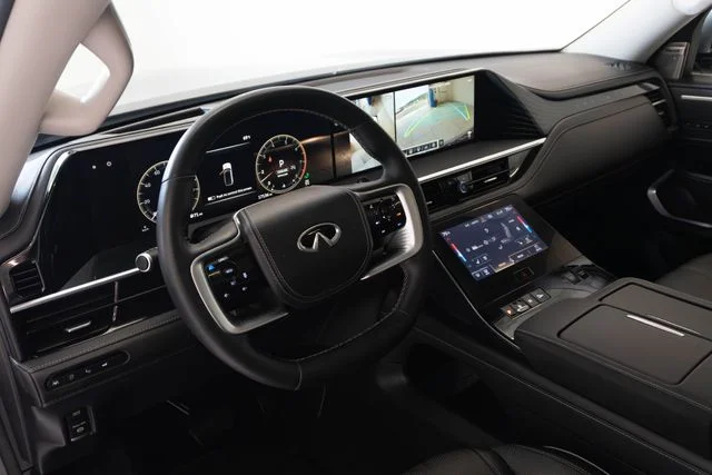 Used 2025 Silver INFINITI SENSORY image 3