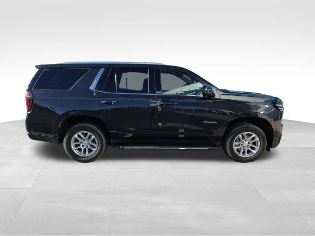 Used 2025 Dark Ash Metallic Chevrolet LT image 7