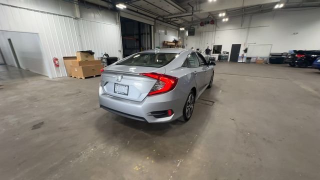 Used 2016 Silver Honda EX-T image 11