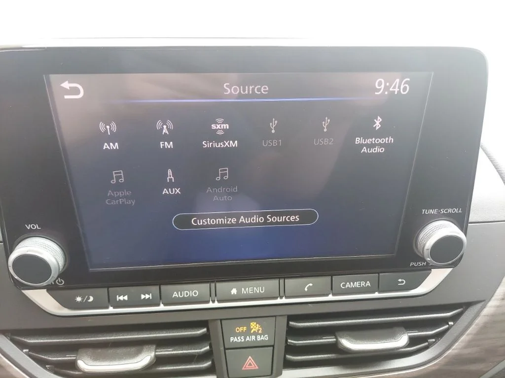 Used 2023 Silver Nissan 2.5 SV image 23