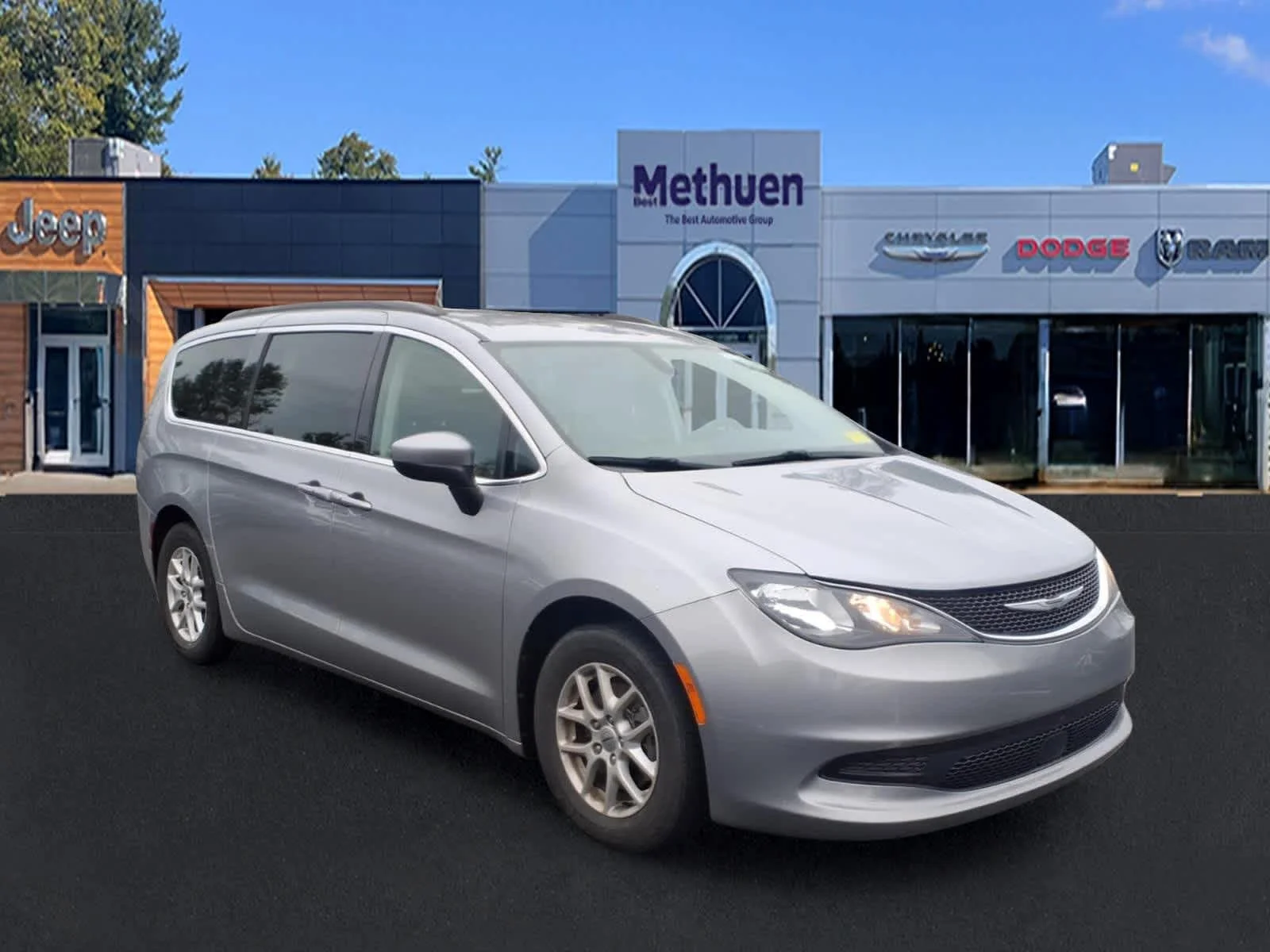 2021 Chrysler Voyager