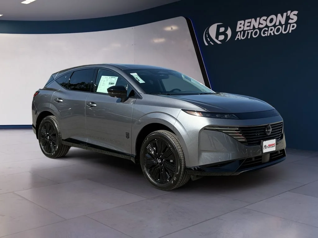 New 2027 Gray Nissan SL image 7