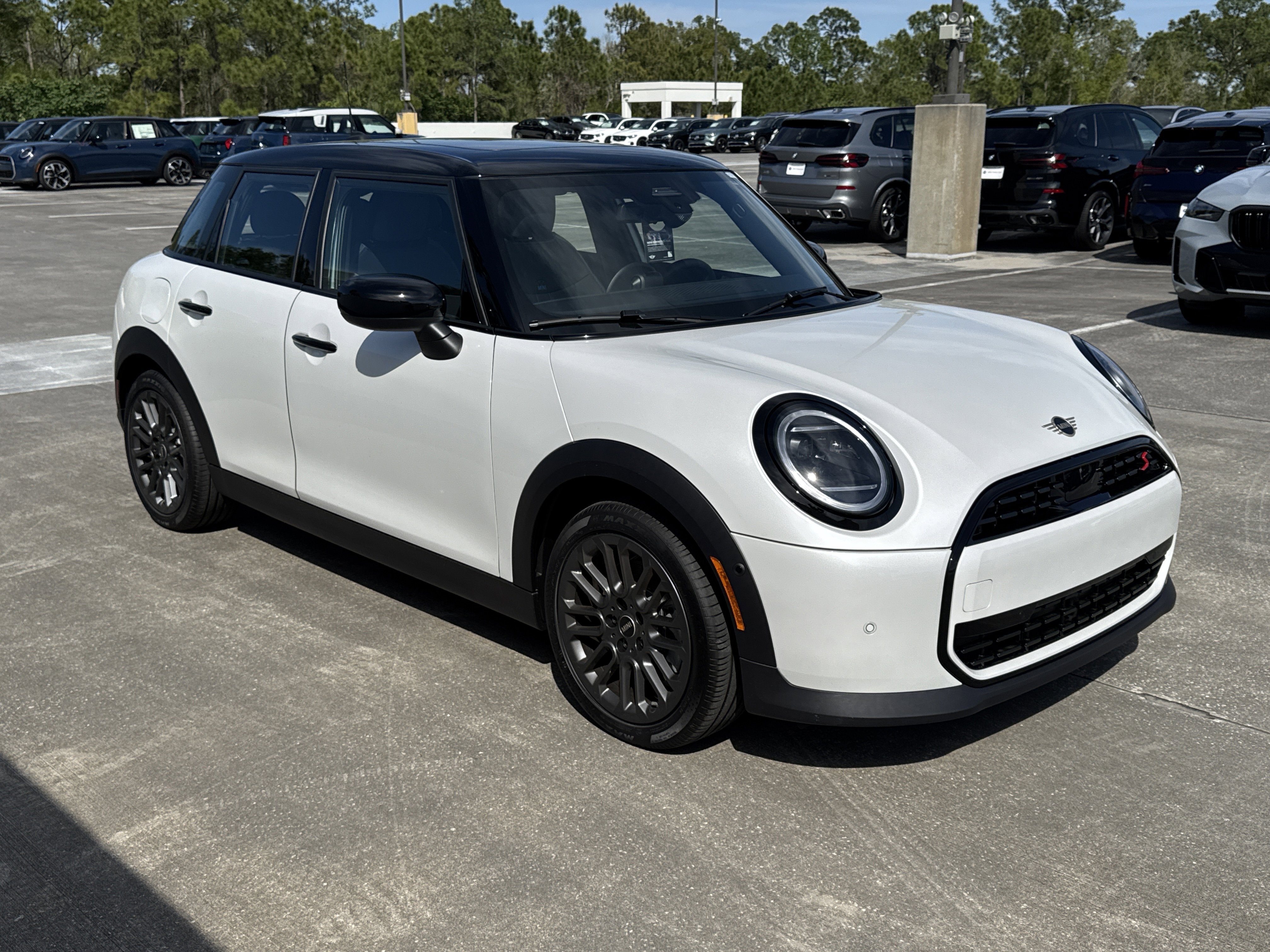 2026 MINI Hardtop 4 Door