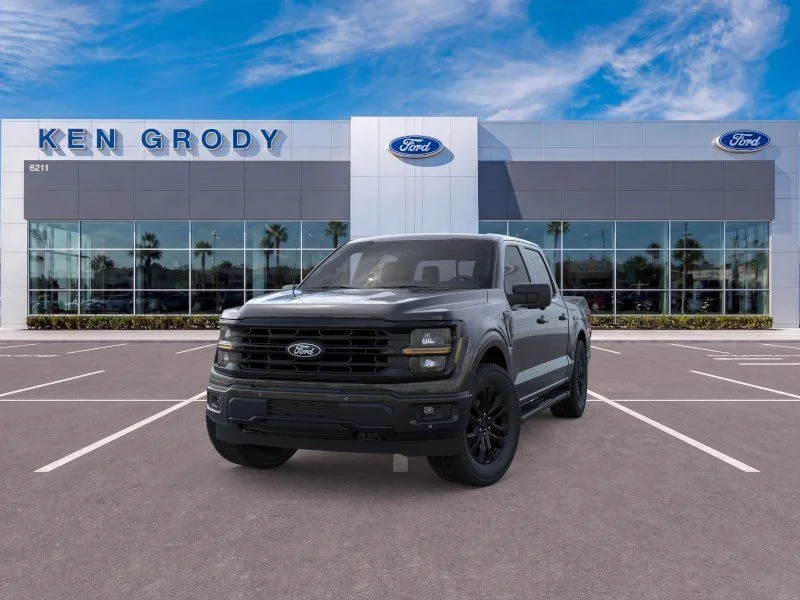 New 2025 Agate Black Metallic Ford XLT image 17