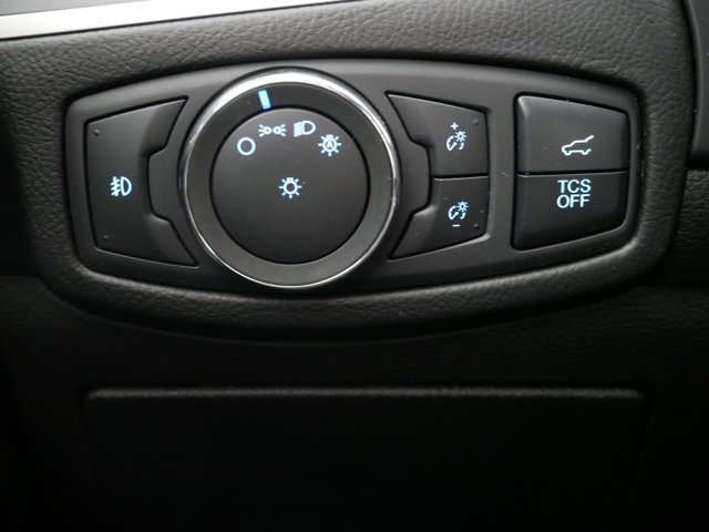 Used 2019 Agate Black Metallic Ford SEL image 26