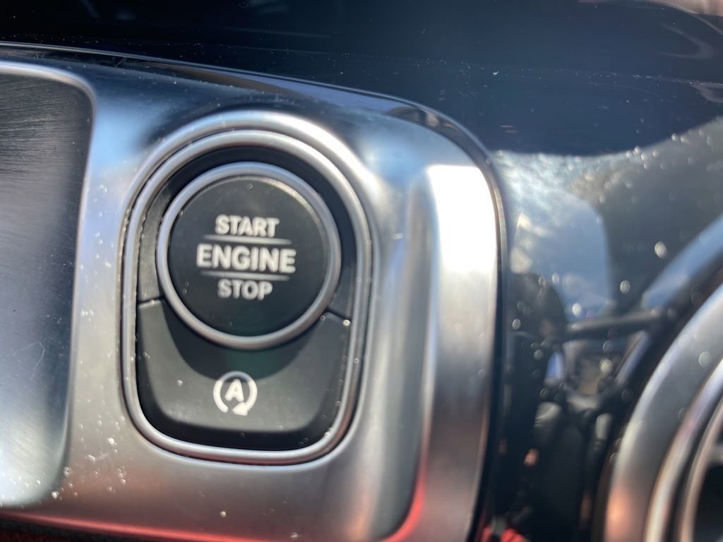 Used 2021 Night Black Mercedes-Benz GLB 250 image 21