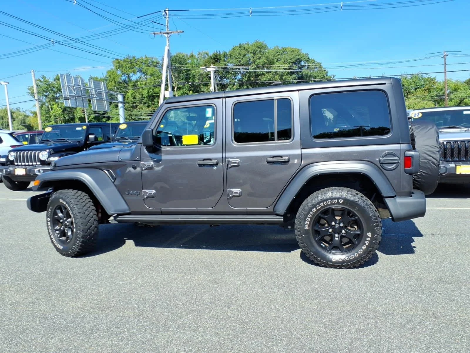 Certified Used 2022 Granite Crystal Metallic Clearcoat Jeep Unlimited Willys image 12