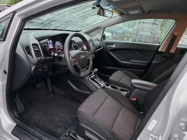 Used 2017 Silky Silver Kia LX image 14