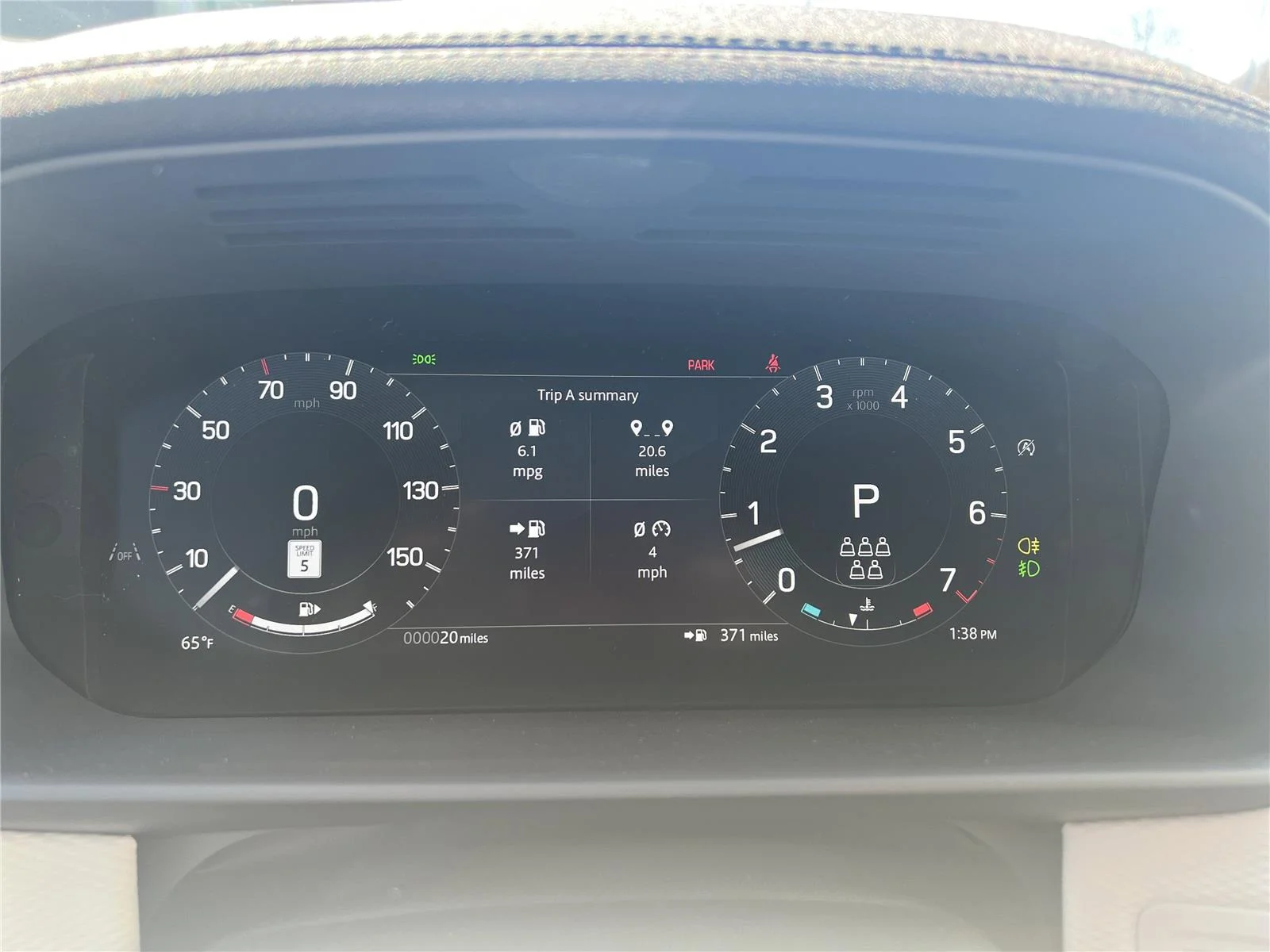 2026 Land Rover Discovery Gemini Edition - Photo 9