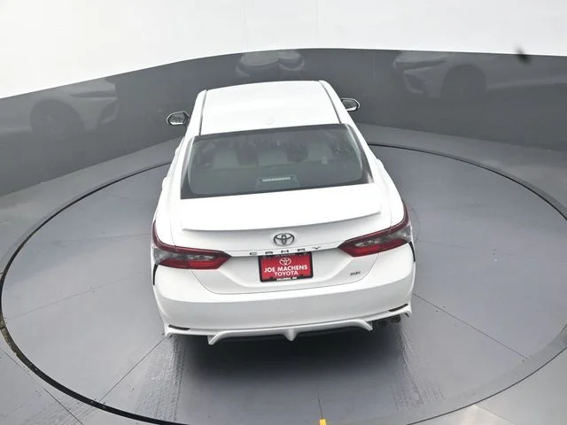 Used 2024 White Toyota SE image 27