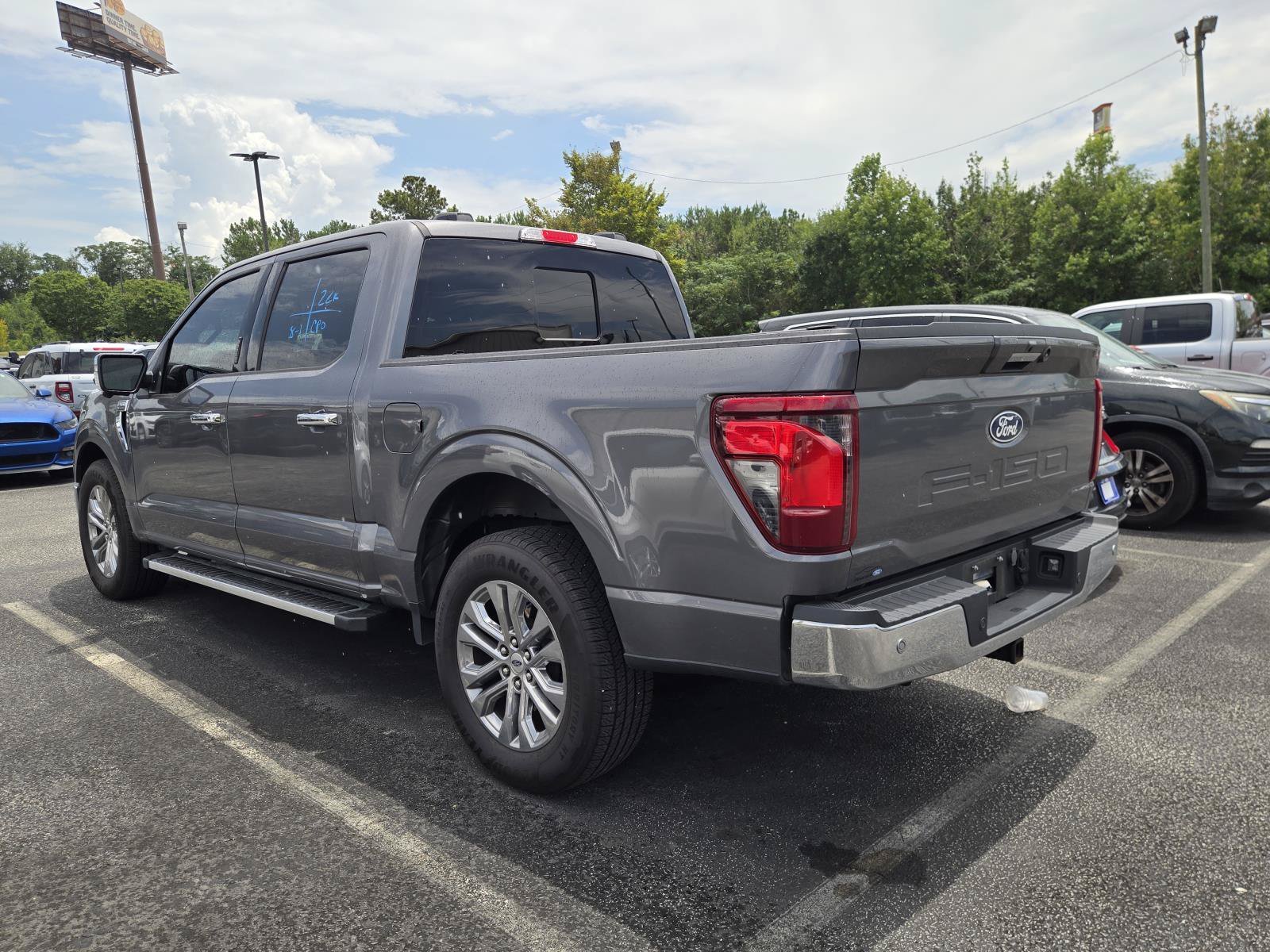 Used 2024 Gray Metallic Ford XLT image 4