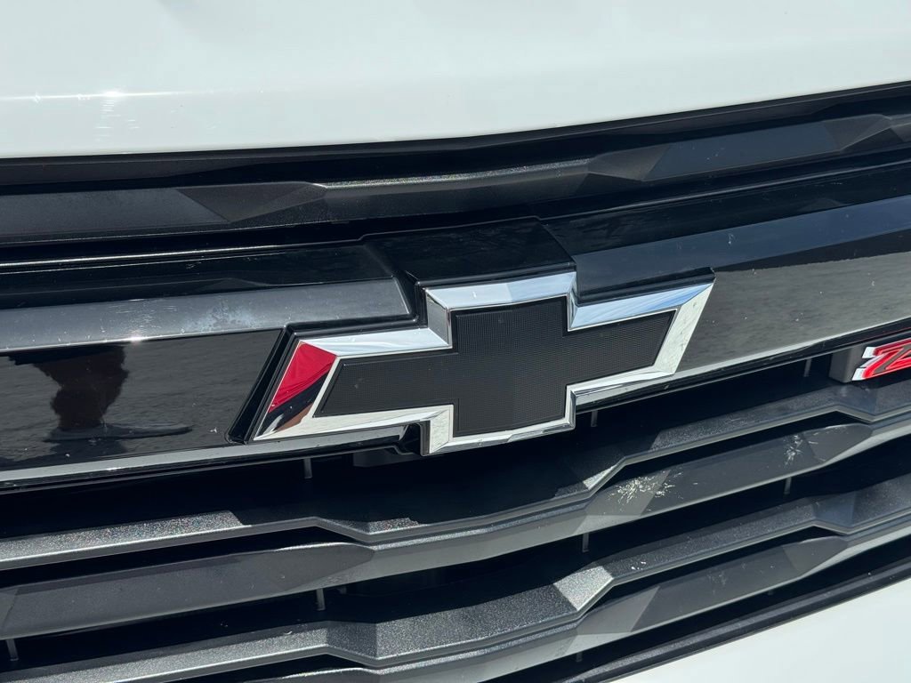 2026 Chevrolet Colorado Z71 - Photo 8