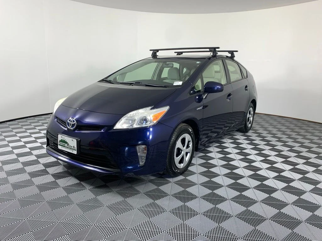 2012 Toyota Prius Two's photo