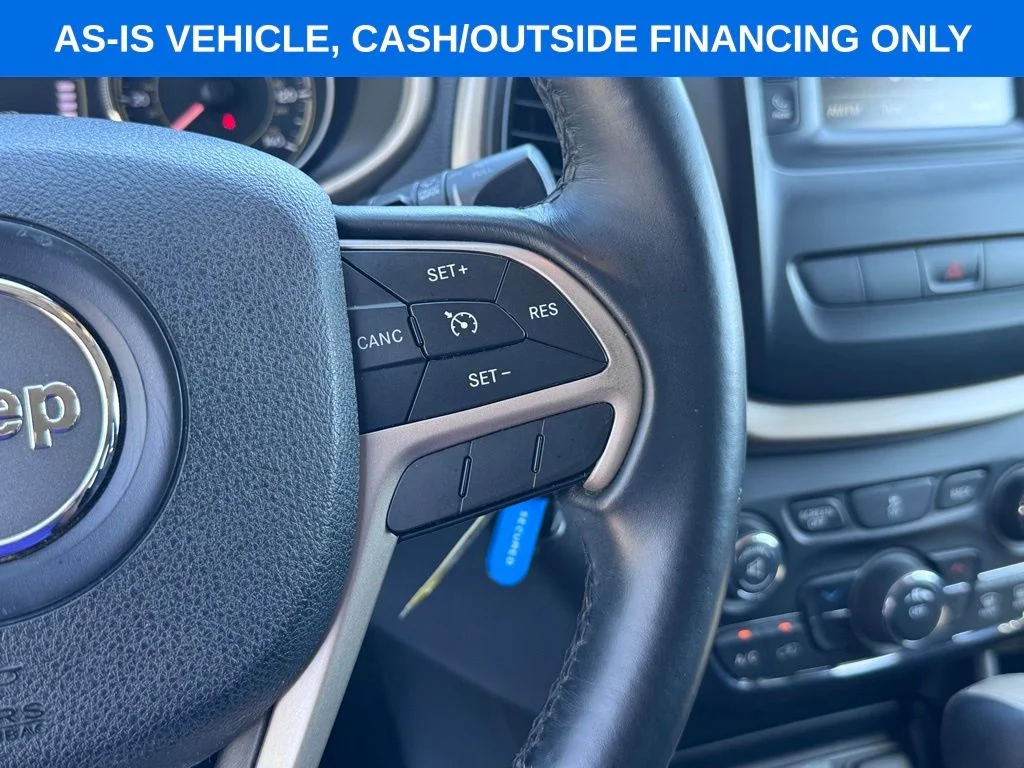 Used 2014 True Blue Jeep Latitude image 15