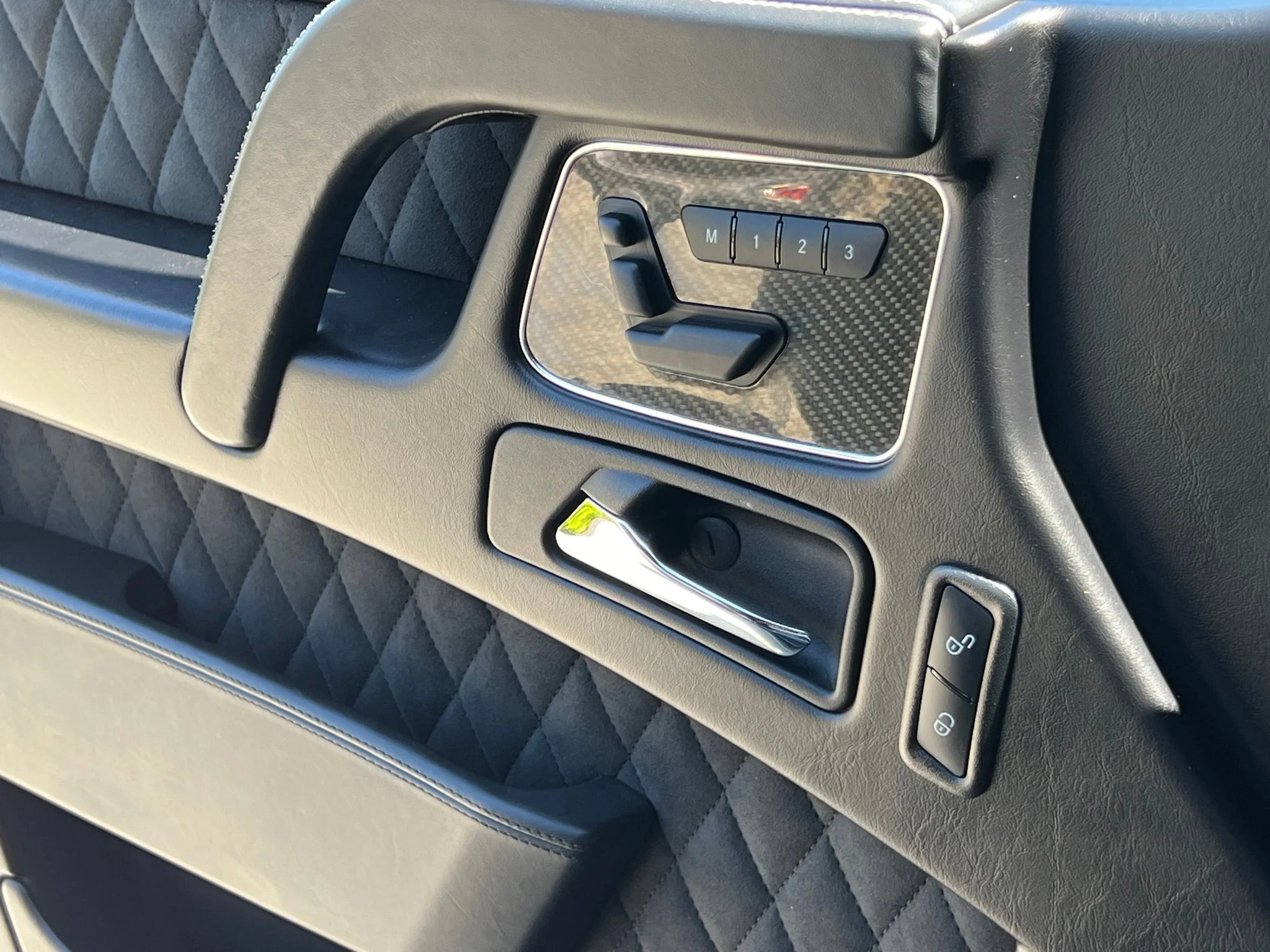 Used 2018 Black Mercedes-Benz G 550 Squared image 44