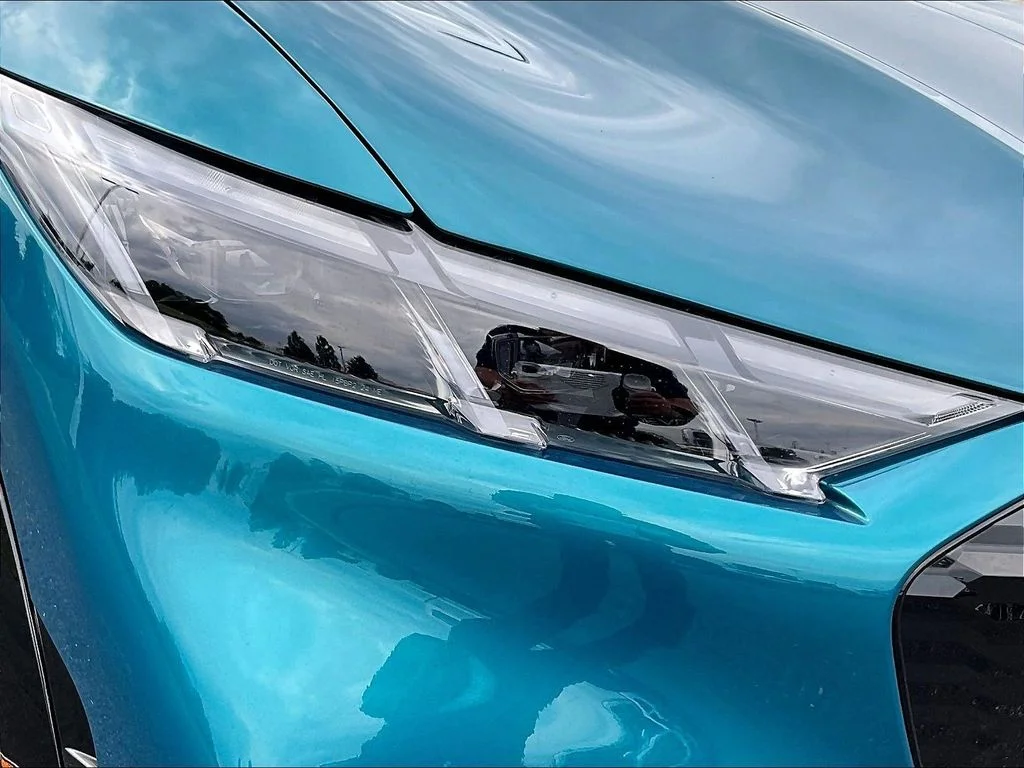 New 2026 Adriatic Blue Metallic Ford Premium image 38