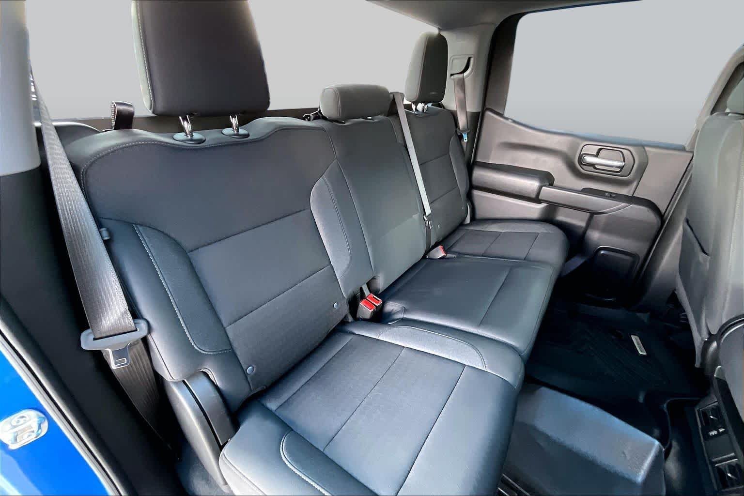 Used 2025 Riptide Blue Metallic Chevrolet Custom image 19
