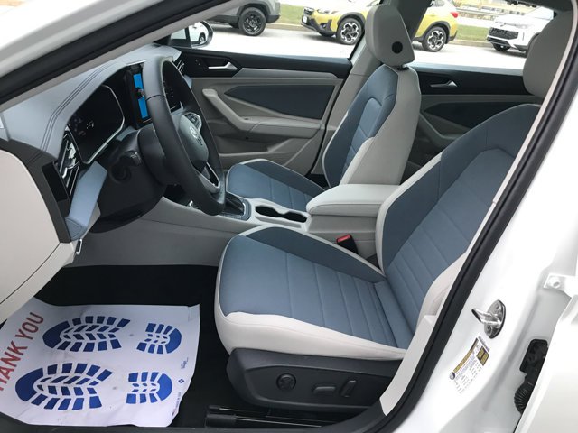 2026 Volkswagen Jetta SE - Photo 23