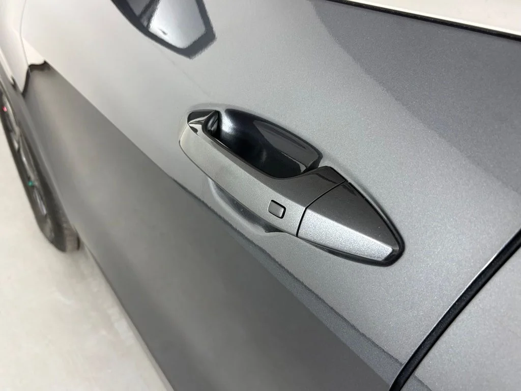 New 2027 Gravity Gray Kia LX image 11