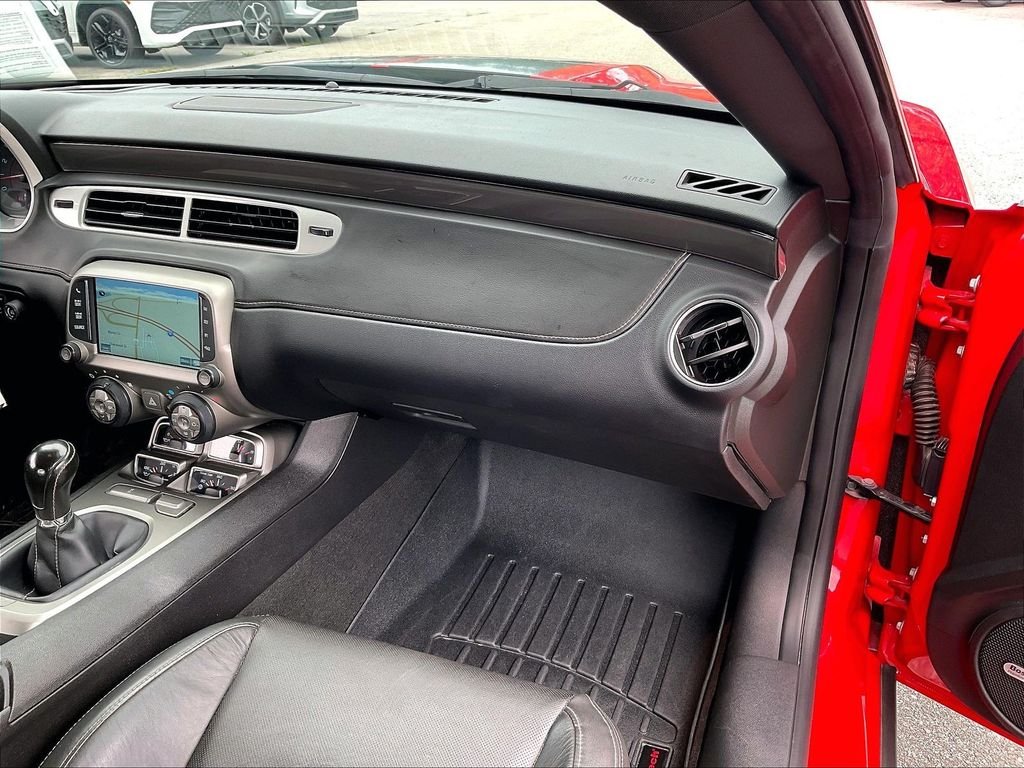 Used 2015 Red Hot Chevrolet 2LT image 12