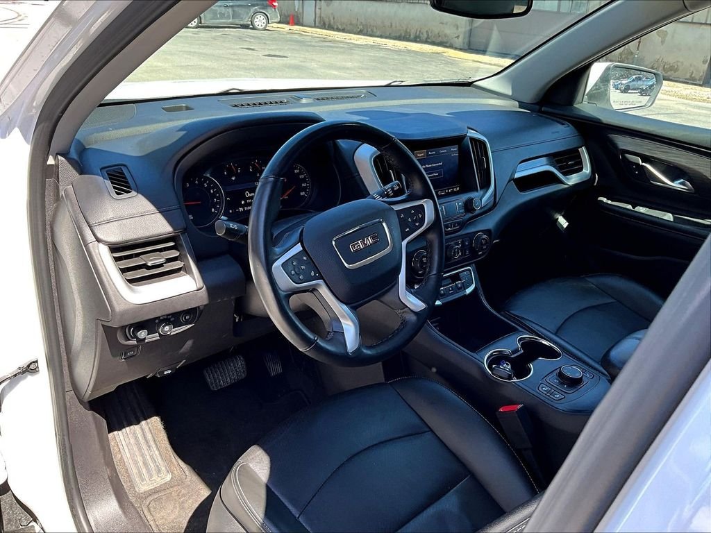 Used 2024 White GMC SLT image 8