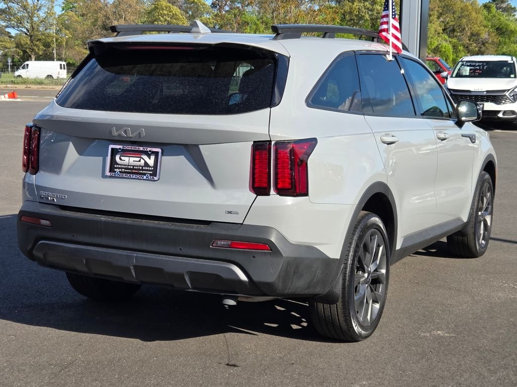 Used 2023 Gray Kia X-Line EX image 3